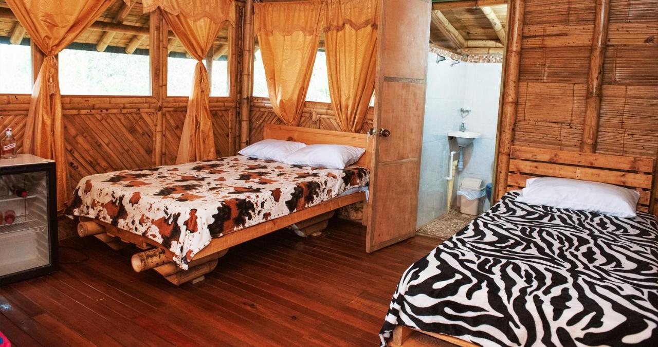 Hotel Guatape Adrianas Bambu Buitenkant foto