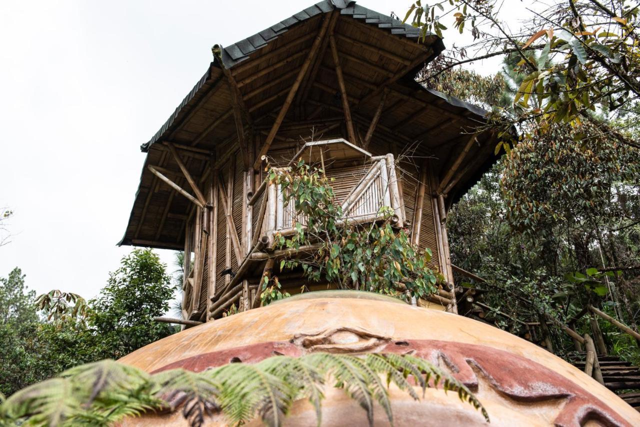Hotel Guatape Adrianas Bambu Buitenkant foto