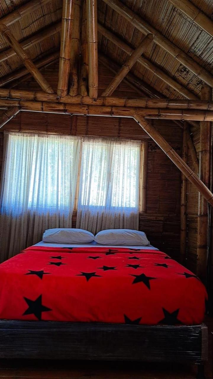 Hotel Guatape Adrianas Bambu Buitenkant foto