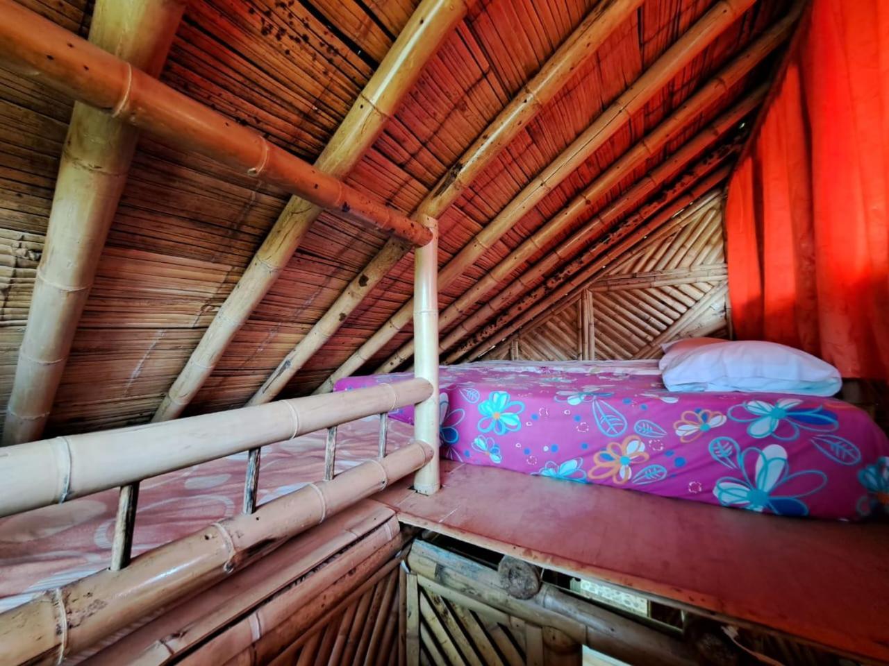 Hotel Guatape Adrianas Bambu Buitenkant foto