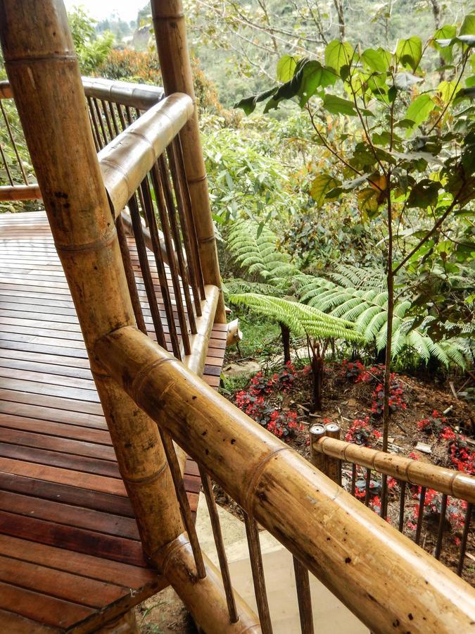 Hotel Guatape Adrianas Bambu Buitenkant foto